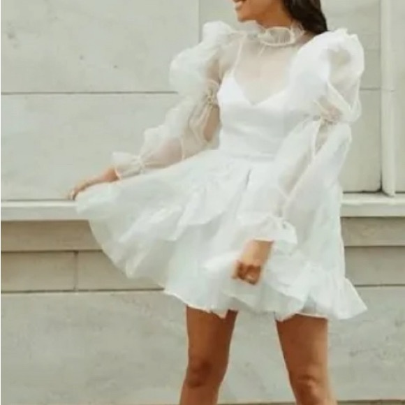 Short Tulle A-Line Wedding dress Long Puff Sleeves High Neck - Picture 3 of 8